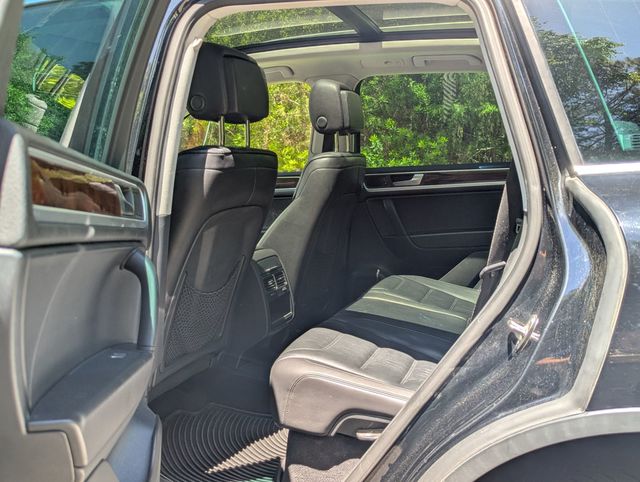 2014 Volkswagen Touareg 4dr TDI Lux - 23023719 - 18