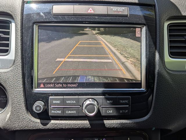 2014 Volkswagen Touareg 4dr TDI Lux - 23023719 - 24