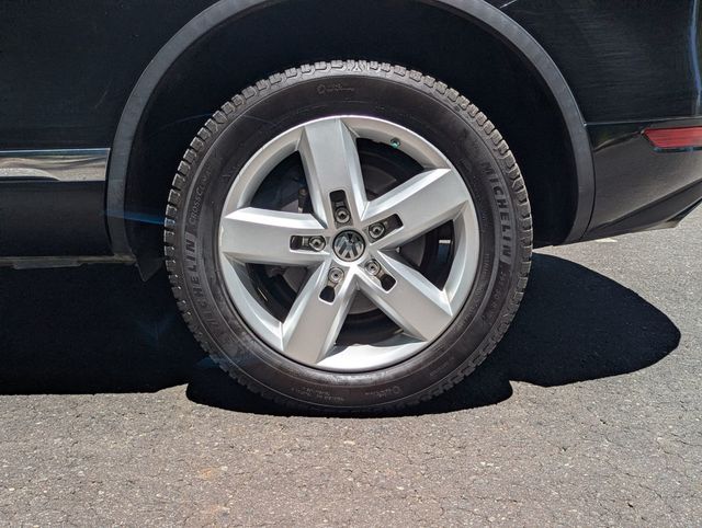 2014 Volkswagen Touareg 4dr TDI Lux - 23023719 - 6