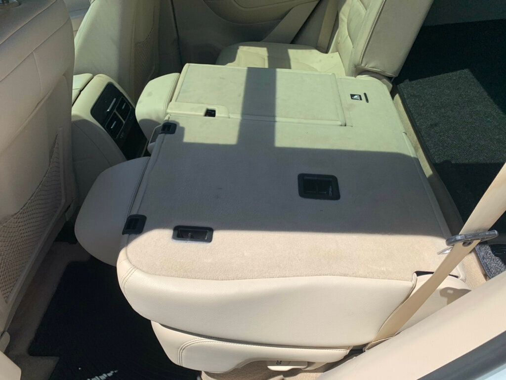 2014 Volkswagen Touareg TDI photo 28