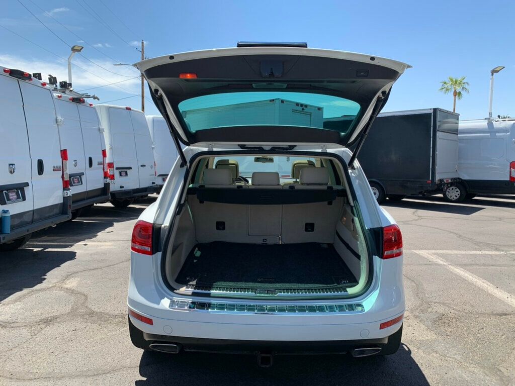 2014 Volkswagen Touareg TDI photo 38