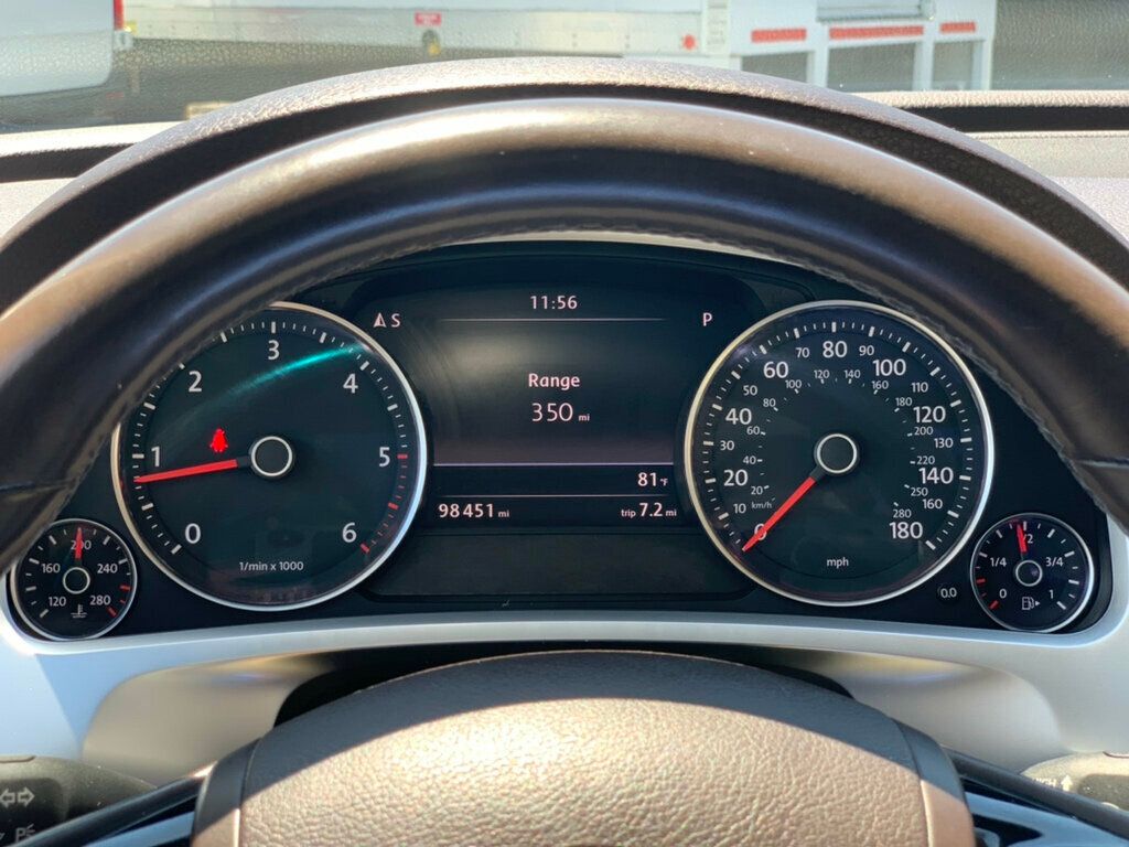 2014 Volkswagen Touareg TDI photo 41