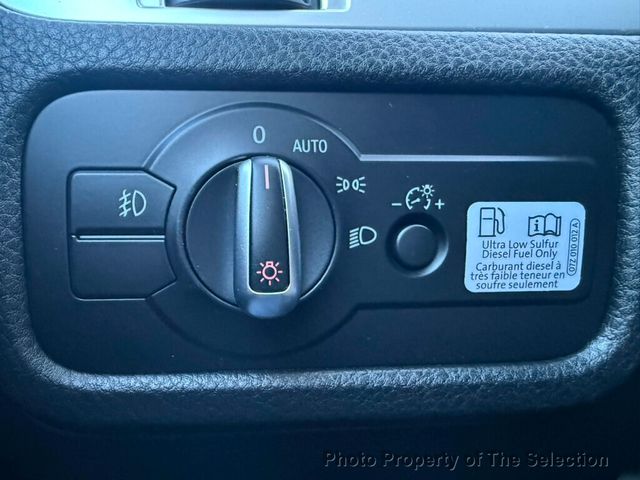 2014 Volkswagen Touareg TDI LUX W/ BLUETOOTH, NAV, & HEATED SEATS - 22956210 - 23