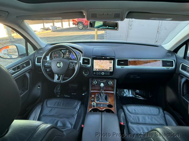 2014 Volkswagen Touareg TDI LUX W/ BLUETOOTH, NAV, & HEATED SEATS - 22956210 - 36