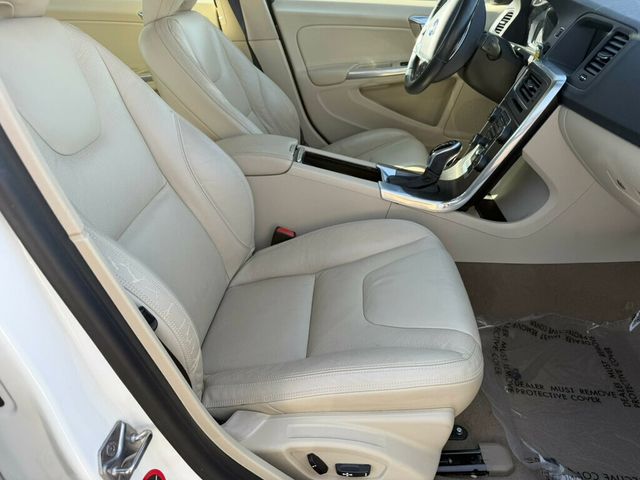 2014 Volvo S60 4dr Sedan T5 Platinum FWD - 22979707 - 16