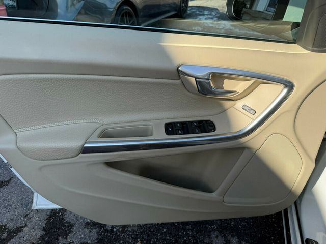 2014 Volvo S60 4dr Sedan T5 Platinum FWD - 22979707 - 18