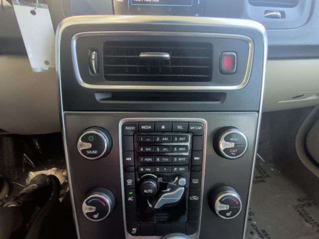 2014 Volvo S60 T5 - 23044152 - 17