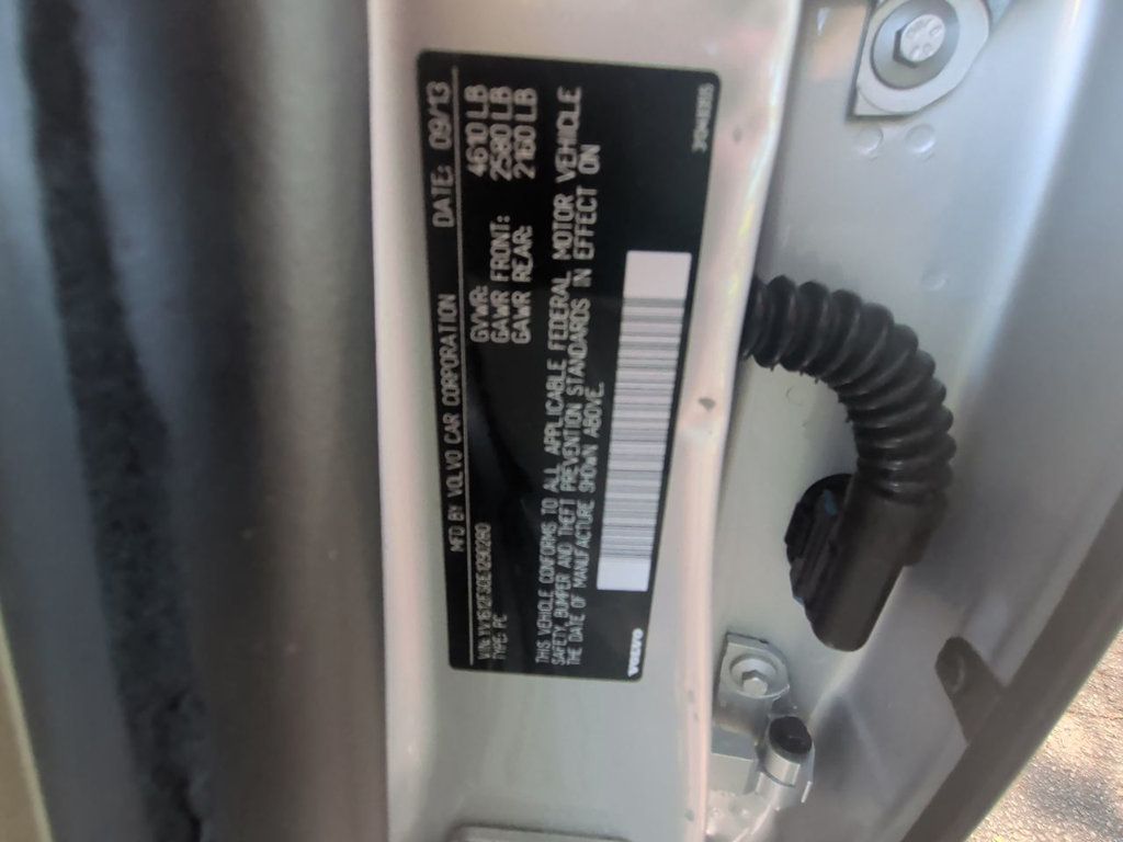 Volvo S60 T5 photo 23
