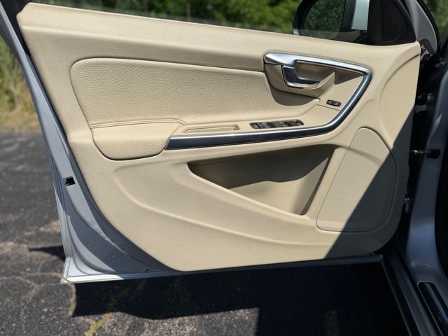 2014 Volvo S60 T5 - 23064304 - 17