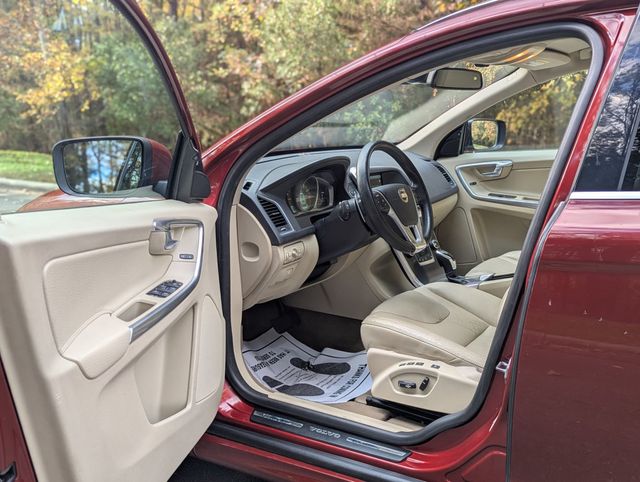 2014 Volvo XC60 AWD 4dr 3.0L - 22944299 - 14