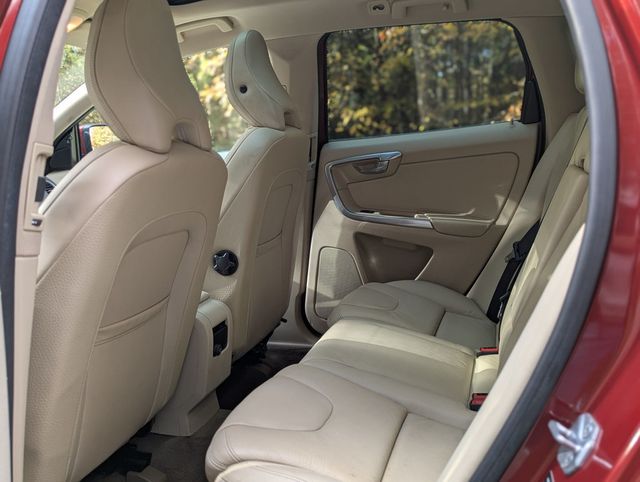 2014 Volvo XC60 AWD 4dr 3.0L - 22944299 - 16