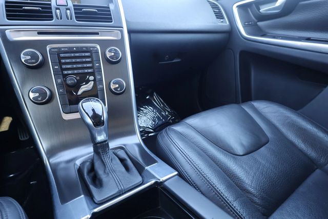 2014 Volvo XC60 CLEAN CARFAX, LTHR, PANO ROOF, BLUETOOTH, CLIMATE CONTROL!!! - 22955783 - 19
