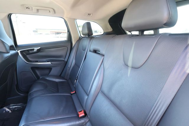 2014 Volvo XC60 CLEAN CARFAX, LTHR, PANO ROOF, BLUETOOTH, CLIMATE CONTROL!!! - 22955783 - 22