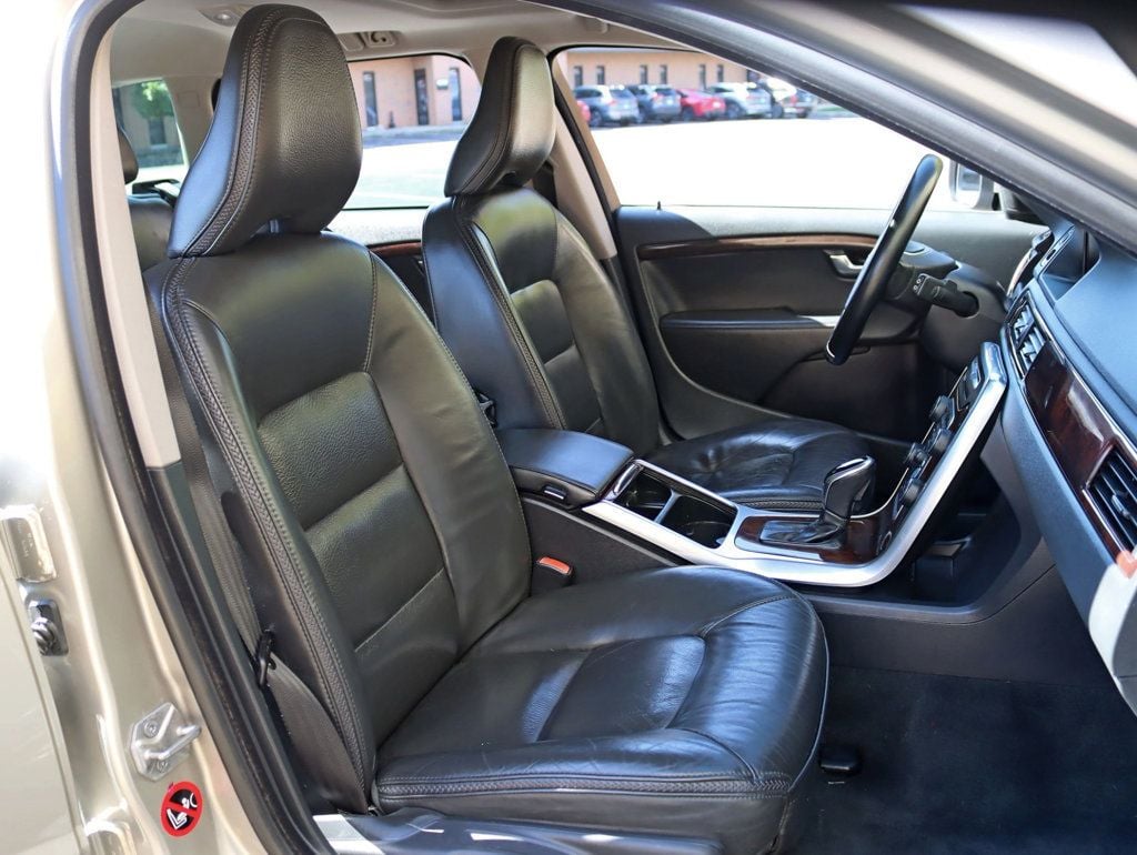 2014 Volvo XC70 AWD 4dr Wagon 3.0L T6 - 23088591 - 19