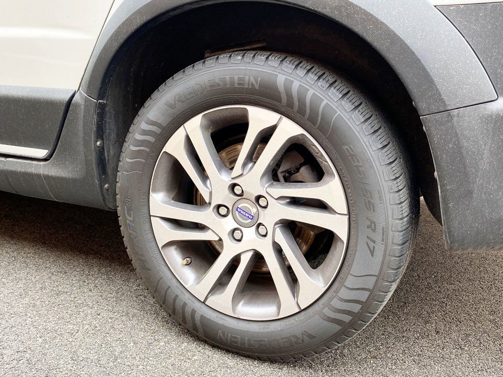 2014 Volvo XC70 AWD 4dr Wagon 3.2L Premier Plus PZEV - 22992901 - 16