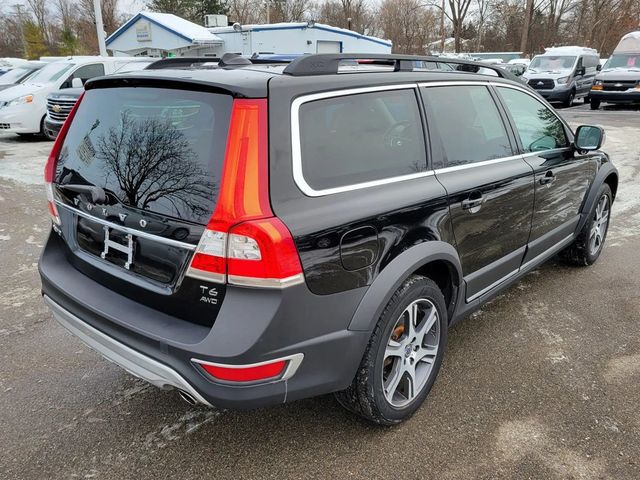 2014 Volvo XC70 T6 Wagon 4D - 22969892 - 14