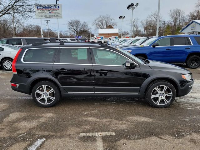 2014 Volvo XC70 T6 Wagon 4D - 22969892 - 2