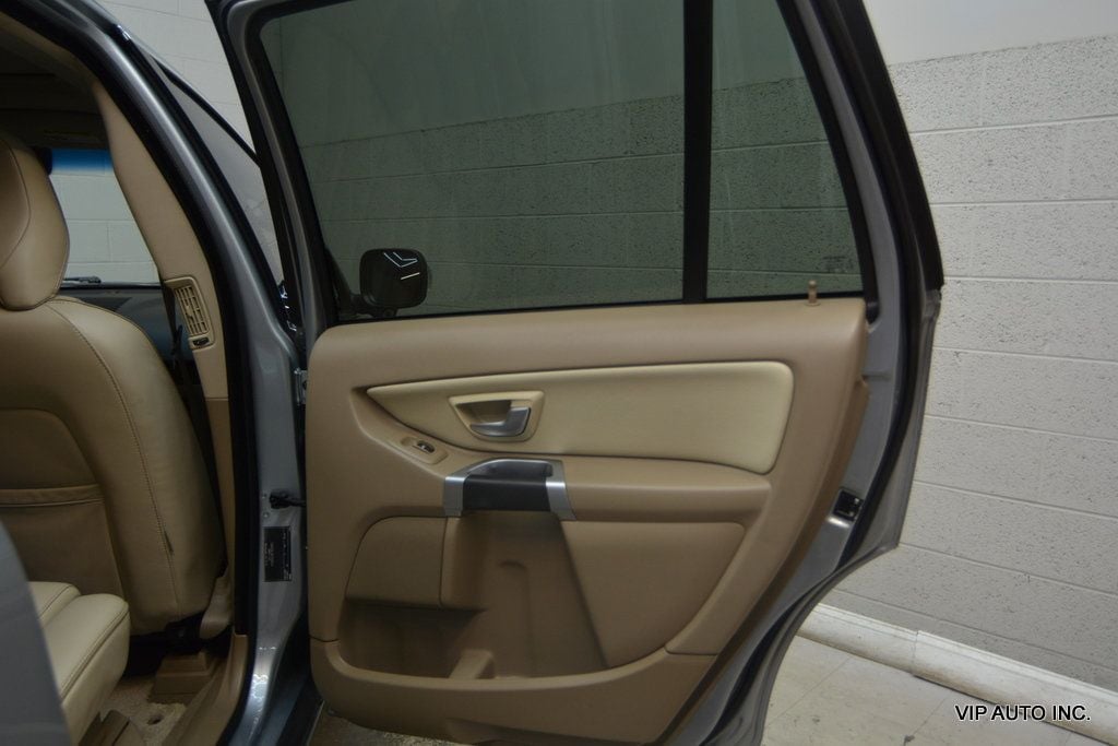 2014 Volvo XC90 3.2 Sport Utility 4D - 23055810 - 13