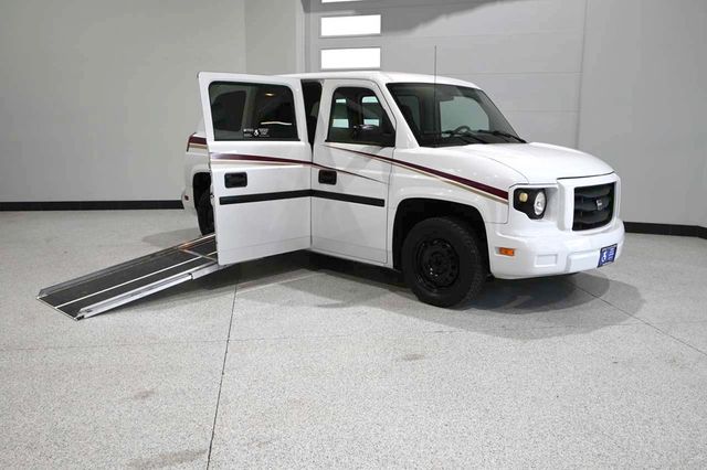 2014 VPG MV-1 DX Mobility Handicap Van - 23093161 - 1