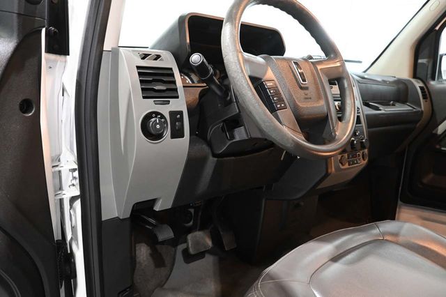 2014 VPG MV-1 DX Mobility Handicap Van - 23093161 - 27