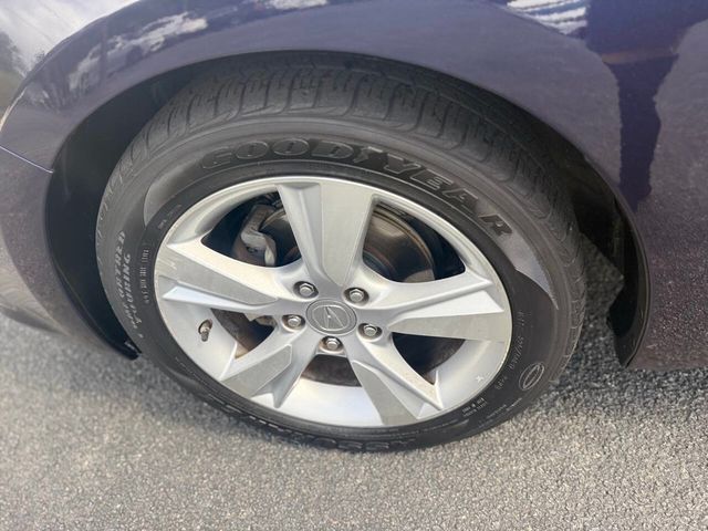 2015 Acura ILX 4dr Sedan 2.0L - 22928604 - 19