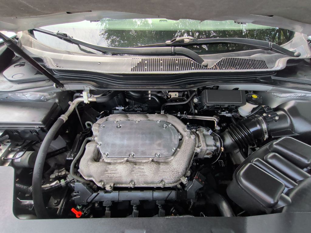 Acura MDX TECHNOLOGY photo 11