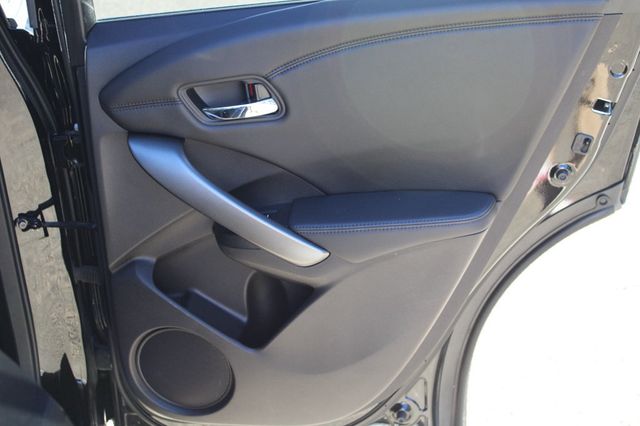 2015 Acura RDX FWD 4dr Tech Pkg - 22932101 - 18