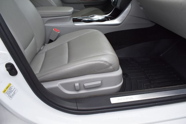 2015 Acura TLX 4dr Sedan FWD V6 - 23058454 - 19