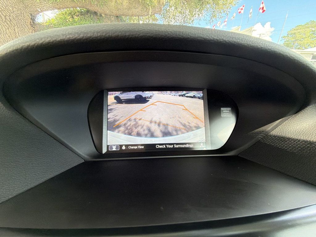 Acura TLX 4dr Sedan FWD V6 Tech photo 18