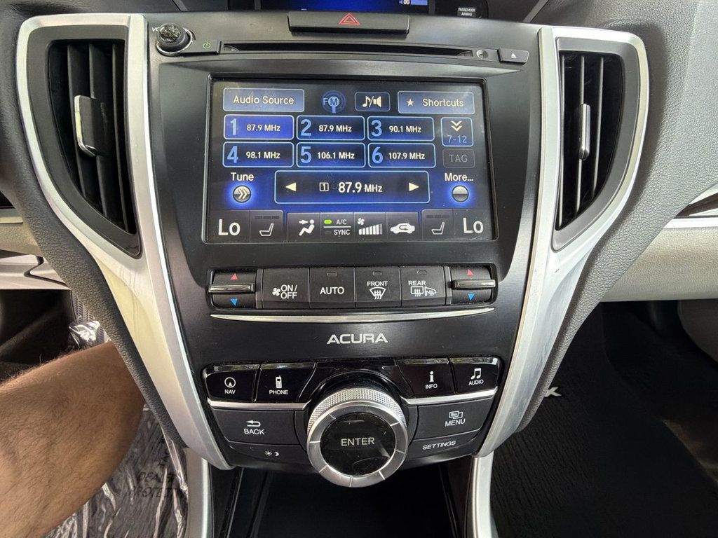 Acura TLX 4dr Sedan FWD V6 Tech photo 19