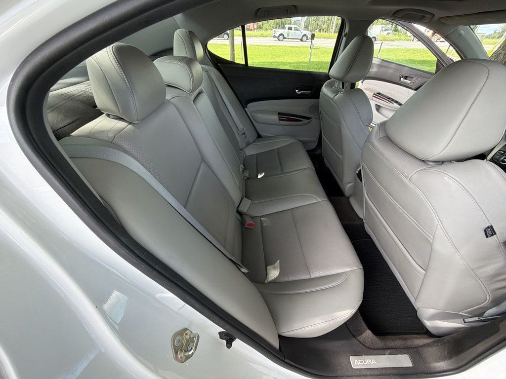Acura TLX 4dr Sedan FWD V6 Tech photo 22