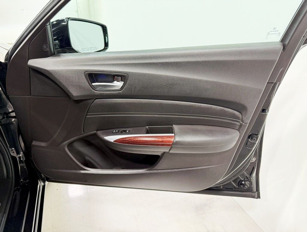 2015 Acura TLX 4dr Sedan FWD V6 Tech - 22908146 - 36