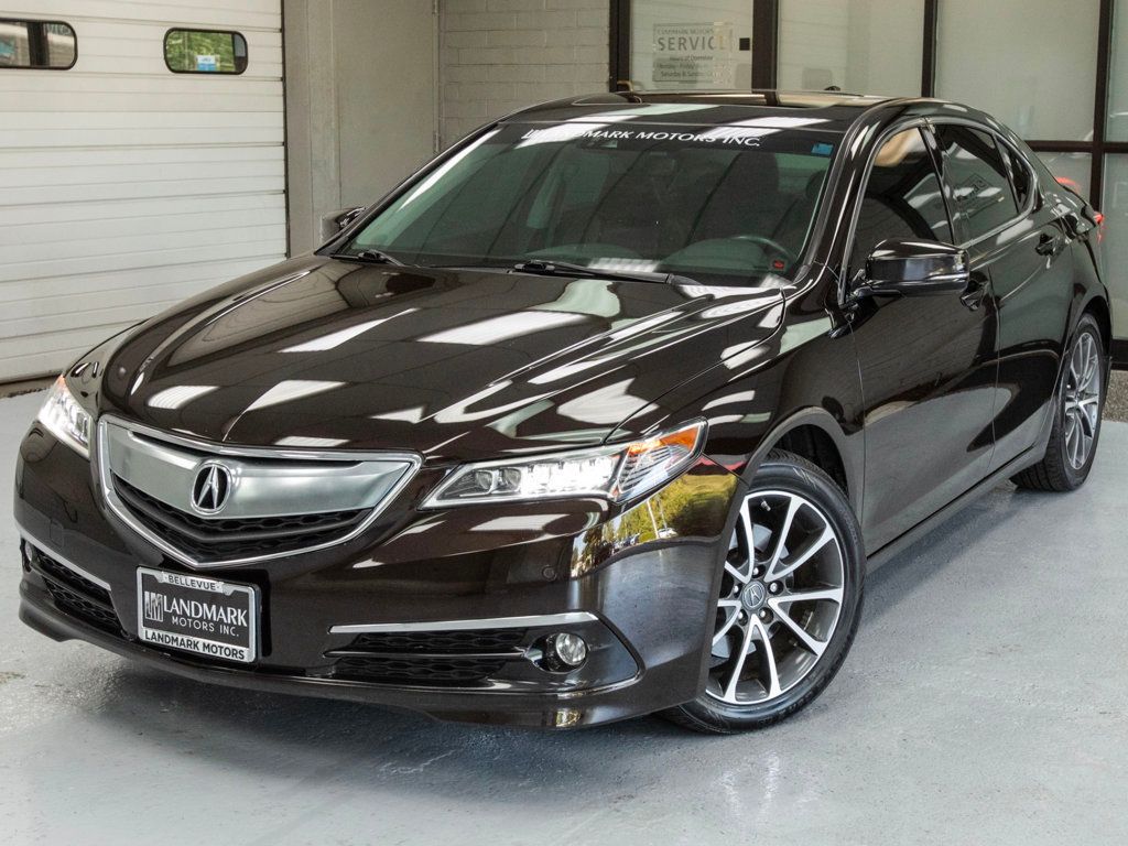 2015 Acura TLX SH-AWD Advance photo 11