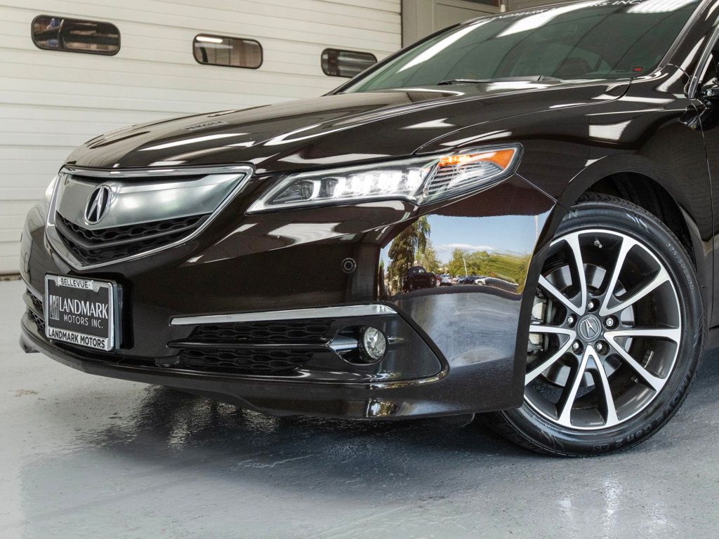 2015 Acura TLX SH-AWD Advance photo 13