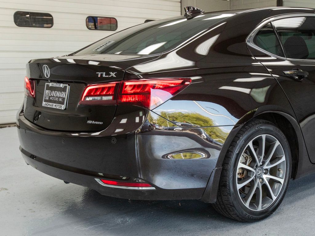 2015 Acura TLX SH-AWD Advance photo 32