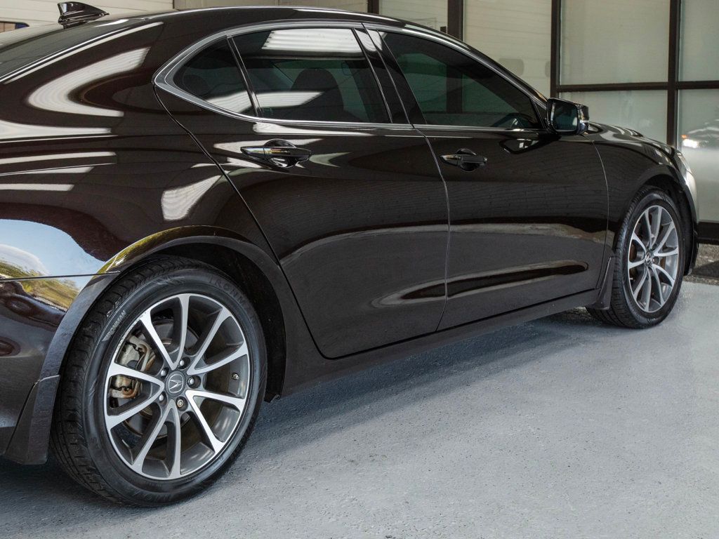 2015 Acura TLX SH-AWD Advance photo 33