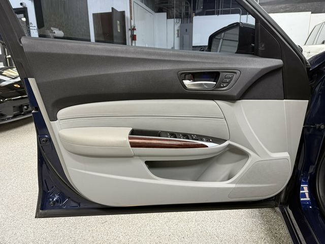 2015 Acura TLX Local Trade/Technology Pkg/Navigation/Blind Spot Monitor/RearCam - 23075470 - 17