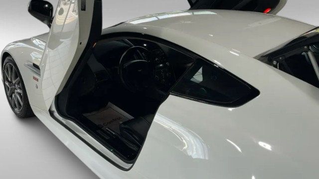 2015 Aston Martin V8 Vantage 2dr Coupe GT - 23007370 - 9