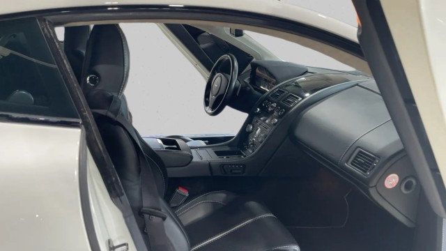 2015 Aston Martin V8 Vantage 2dr Coupe GT - 23007370 - 12