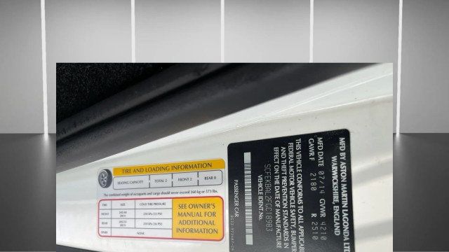 2015 Aston Martin V8 Vantage 2dr Coupe GT - 23007370 - 15