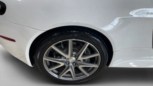 2015 Aston Martin V8 Vantage 2dr Coupe GT - 23007370 - 17