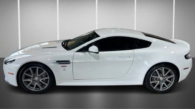 2015 Aston Martin V8 Vantage 2dr Coupe GT - 23007370 - 4