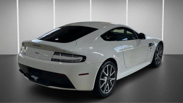 2015 Aston Martin V8 Vantage 2dr Coupe GT - 23007370 - 5