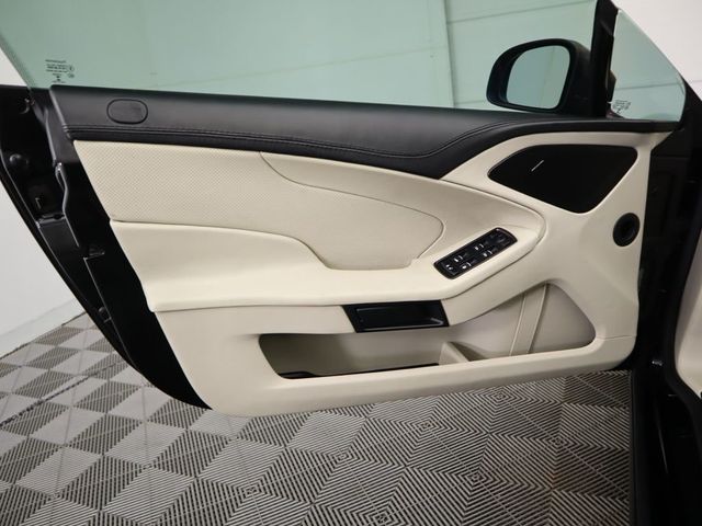 2015 Aston Martin Vanquish 2dr Coupe - 22944423 - 24