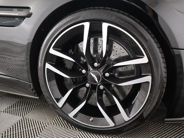 2015 Aston Martin Vanquish 2dr Coupe - 22944423 - 31