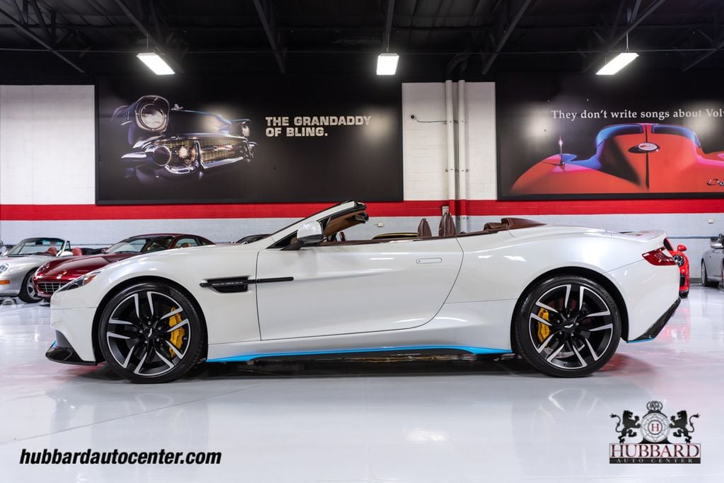 2015 Aston Martin Vanquish Carbon Side Strakes - One77 Full Leather Steering Wheel! - 21837274 - 3