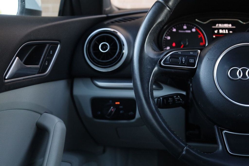 Audi A3 photo 32
