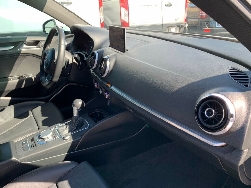 2015 Audi A3 Prestige S line photo 21
