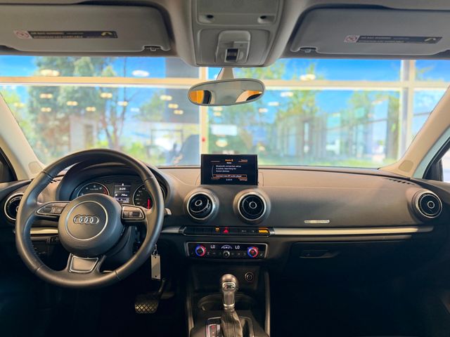 2015 Audi A3 4dr Sedan quattro 2.0T Premium - 23032612 - 32
