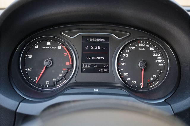 2015 Audi A3 4dr Sedan quattro 2.0T Prestige - 22928752 - 38